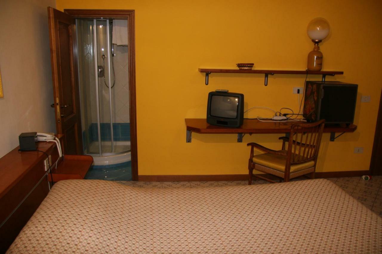 Bed And Breakfast I Due Leoni Firenze Eksteriør billede